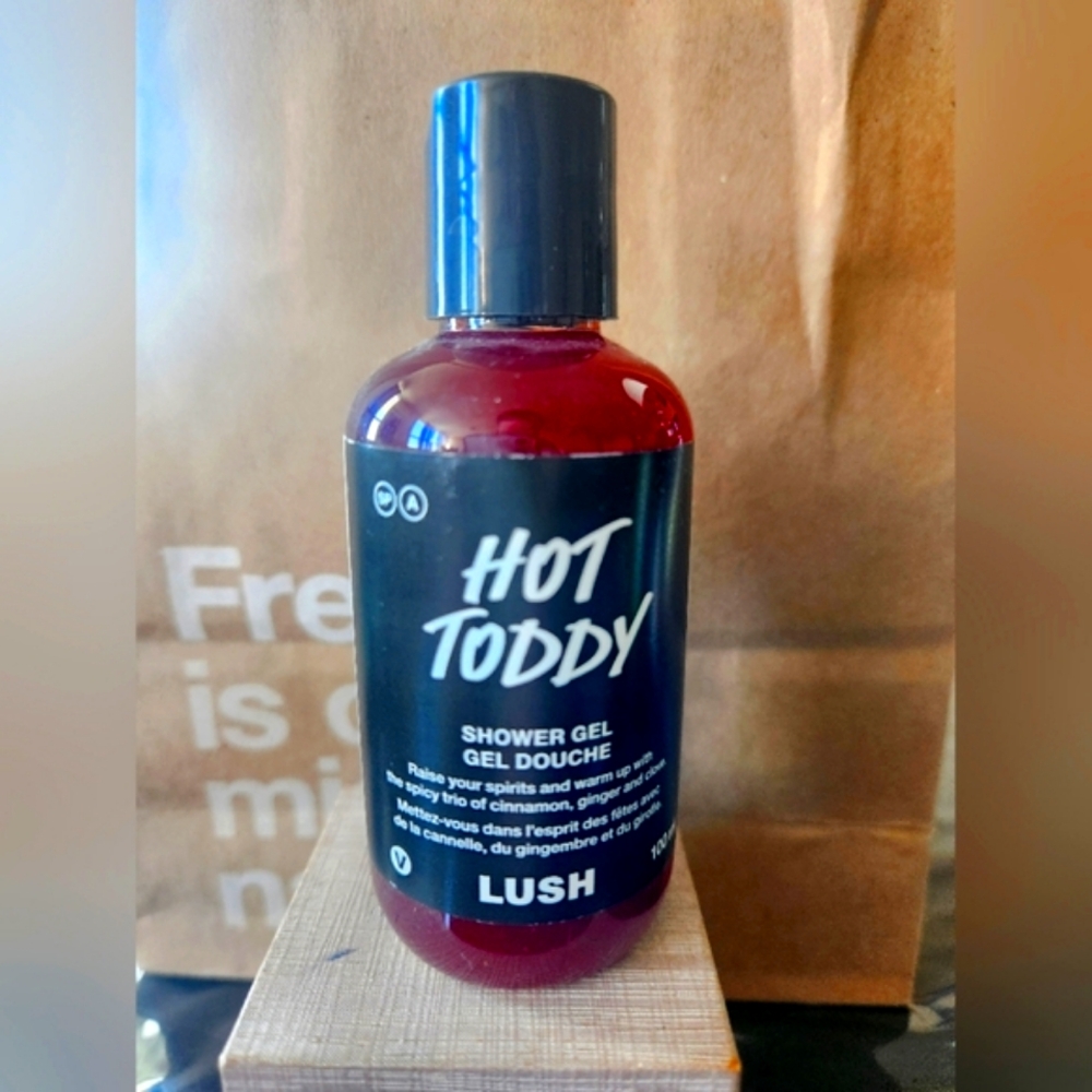 Lush Cosmetics Hot Toddy 100mL shower gel